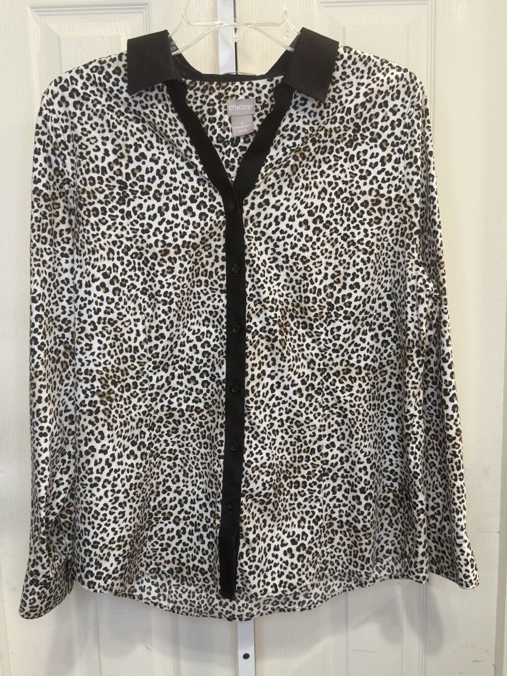 Chico’s Leopard Print Button Down Shirt 2 M/L Animal Print Black Trim No Iron